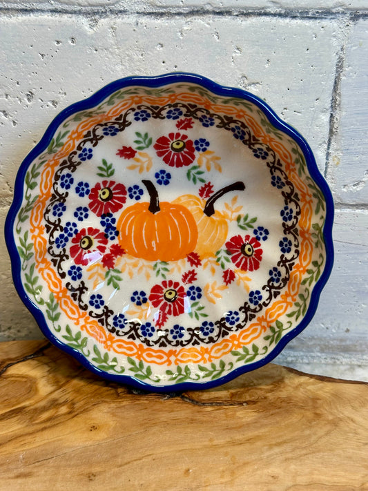 Manufaktura, Pumpkin Patch, Scalloped Bowl 4.7"