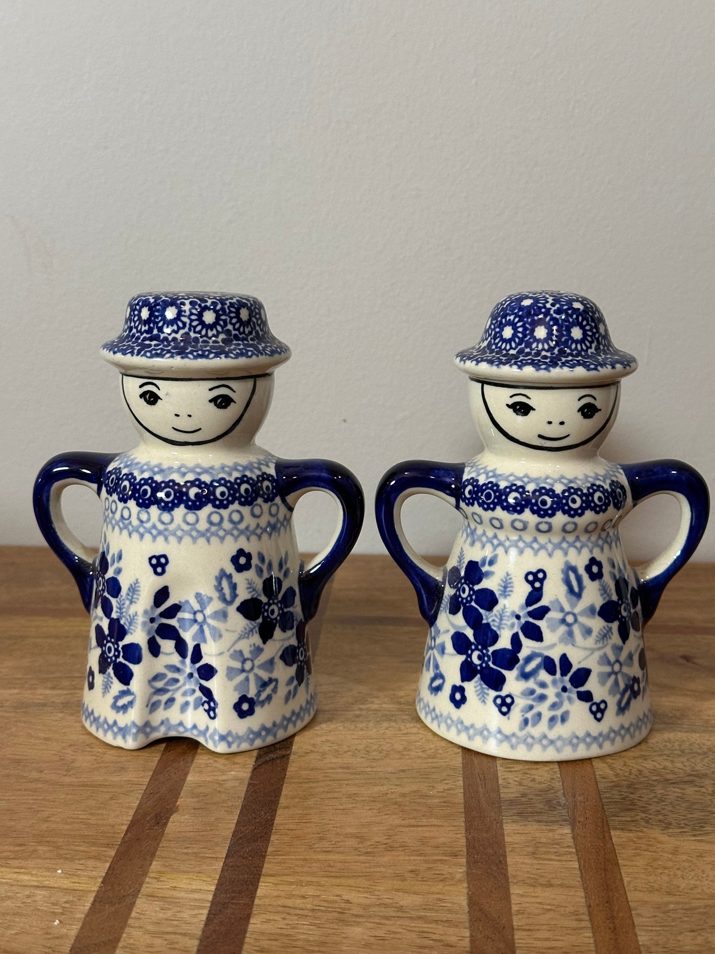 Manufaktura, Indigo Garden, Man & Woman Salt & Pepper Shakers