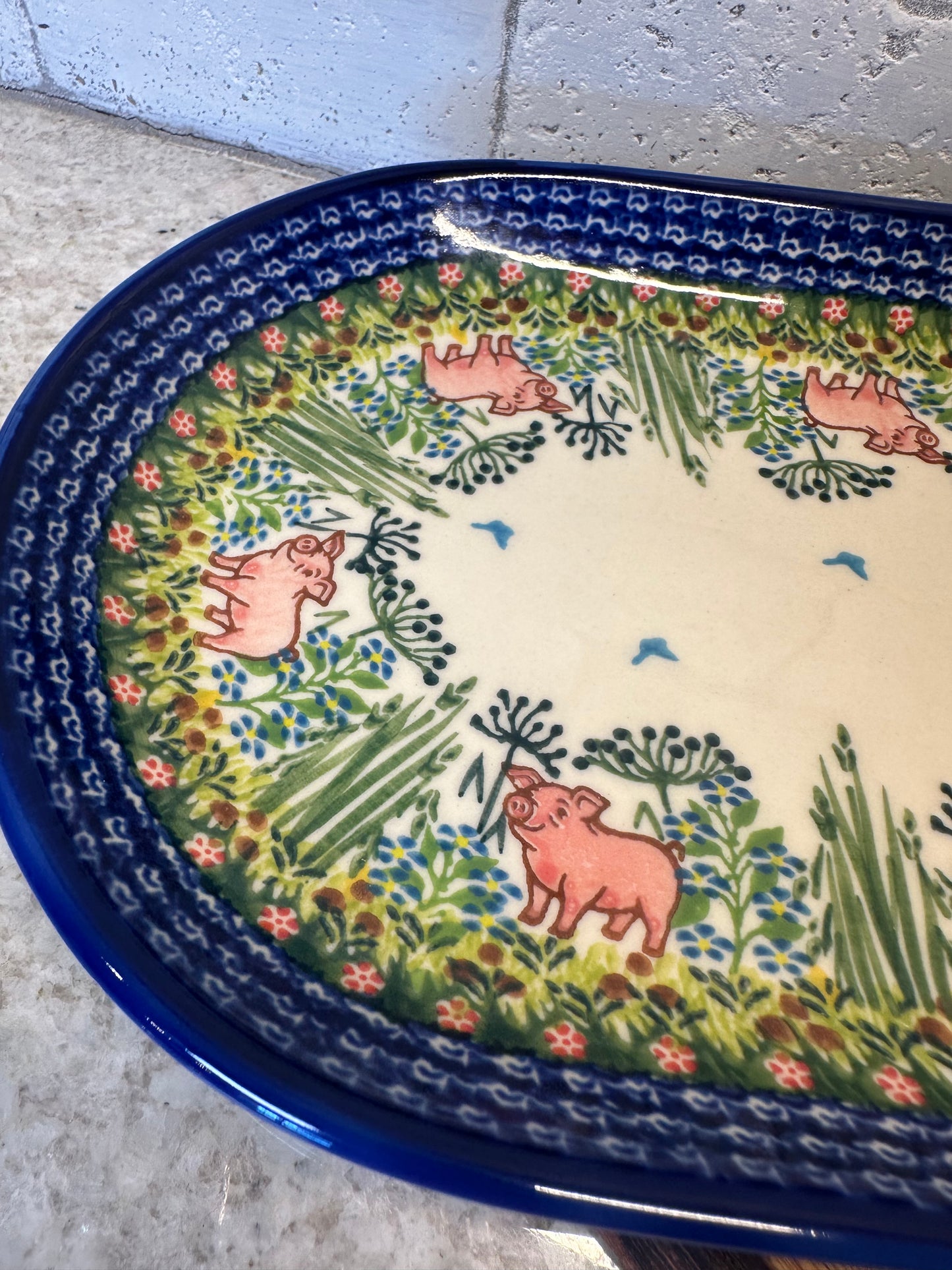Kalich, Piggy, Large Oval Platter