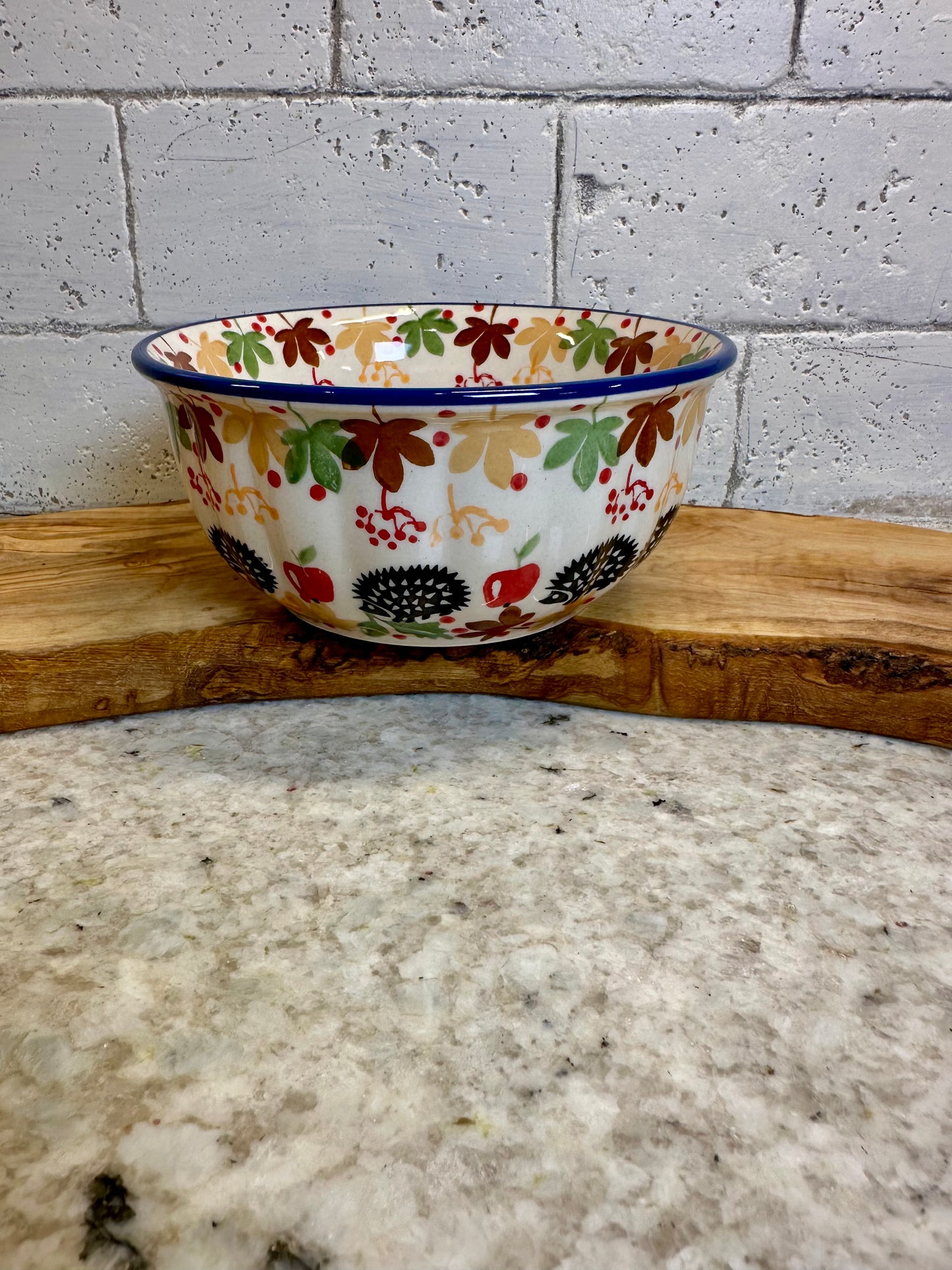 Manufaktura, Hedgie, Scalloped Bowl 5.5"