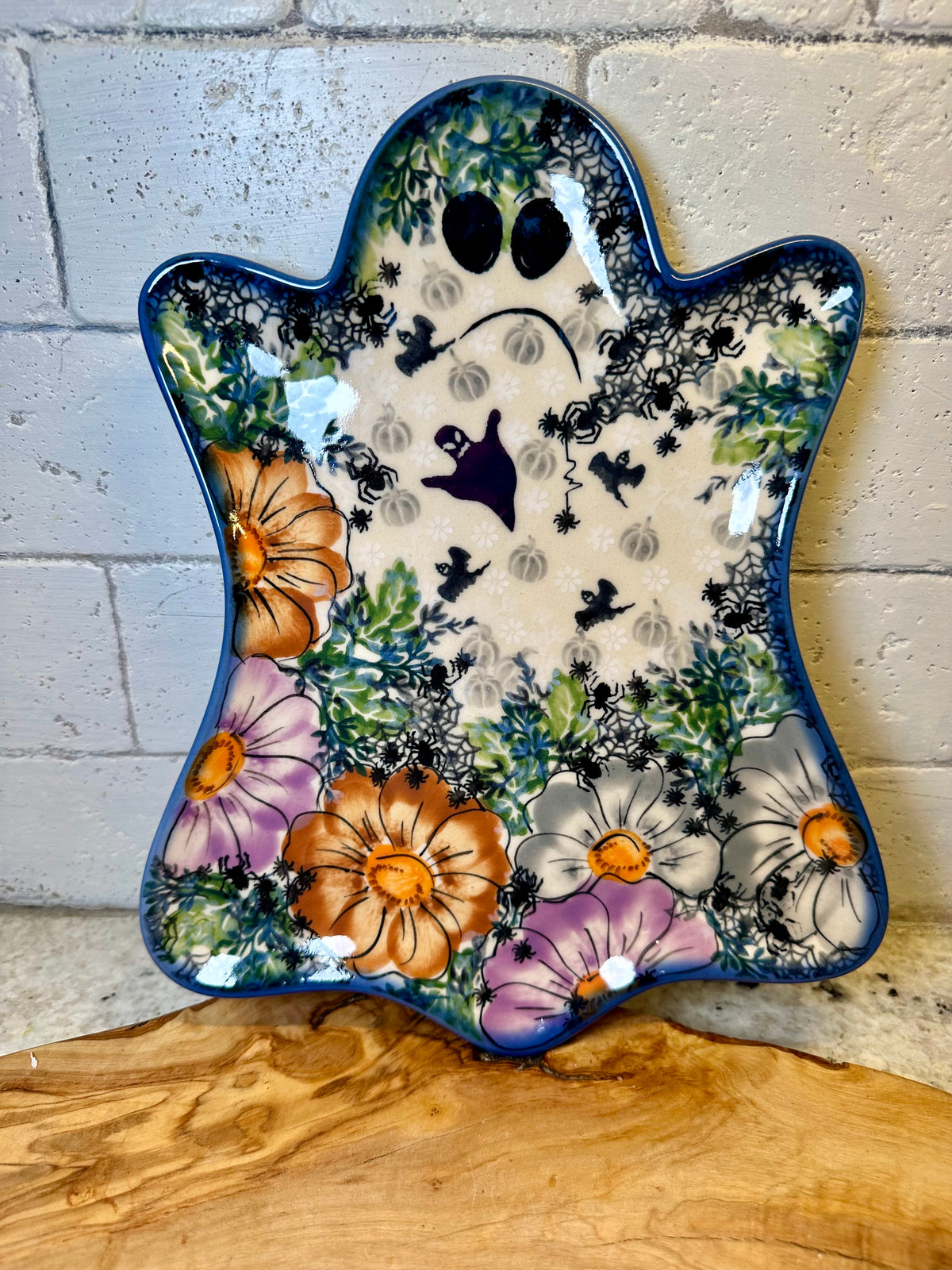 Kalich, Art Level 1, Purple, Orange, White and Gray Floral, Large Ghost Plate