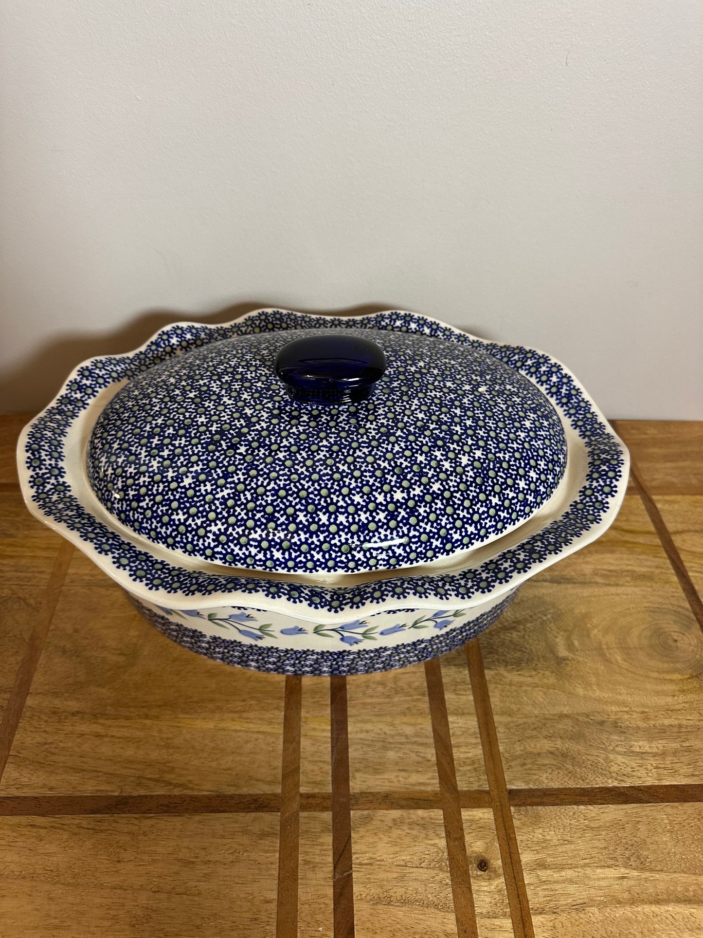 Manufaktura, Bell Flower Large Oval Baker with Lid