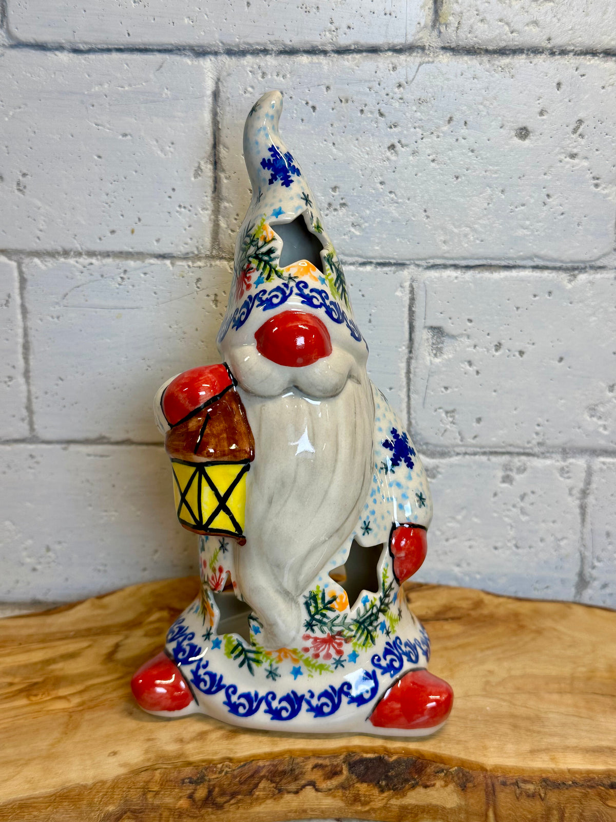 Vena, Cardinal Gnome Luminary