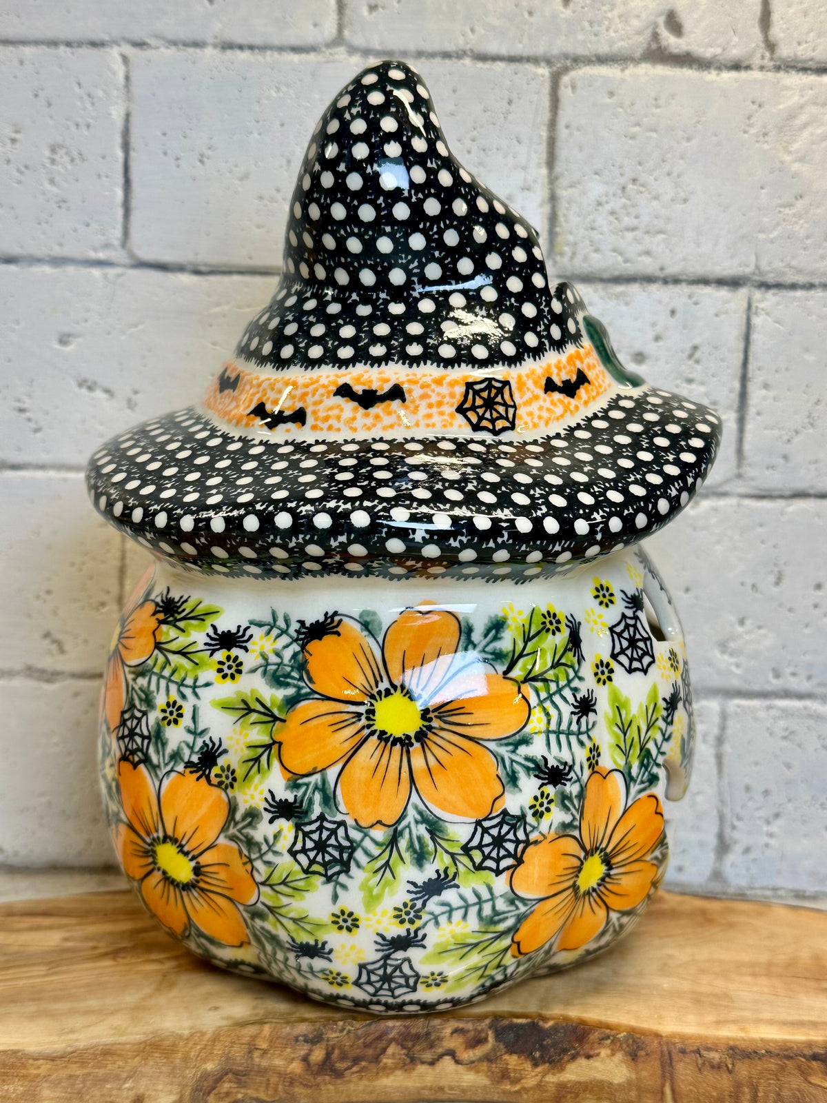 Vena, Floppy Scarecrow Hat, Spiders and Orange Flowers, Pumpkin Luminary 10"