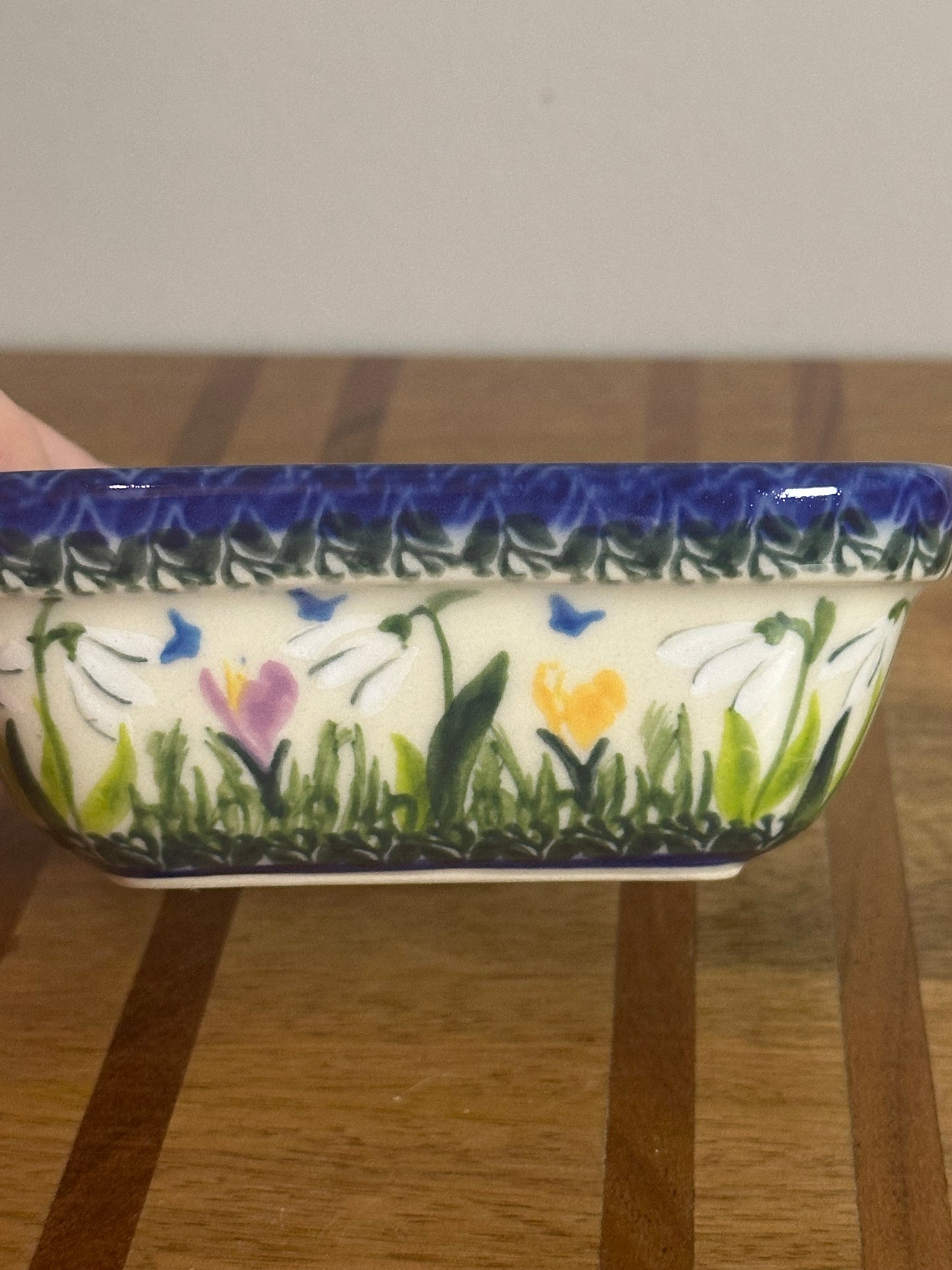 Kalich, Unikat Art Level 2, Snowdrop Flower and Butterflies, Square Dish
