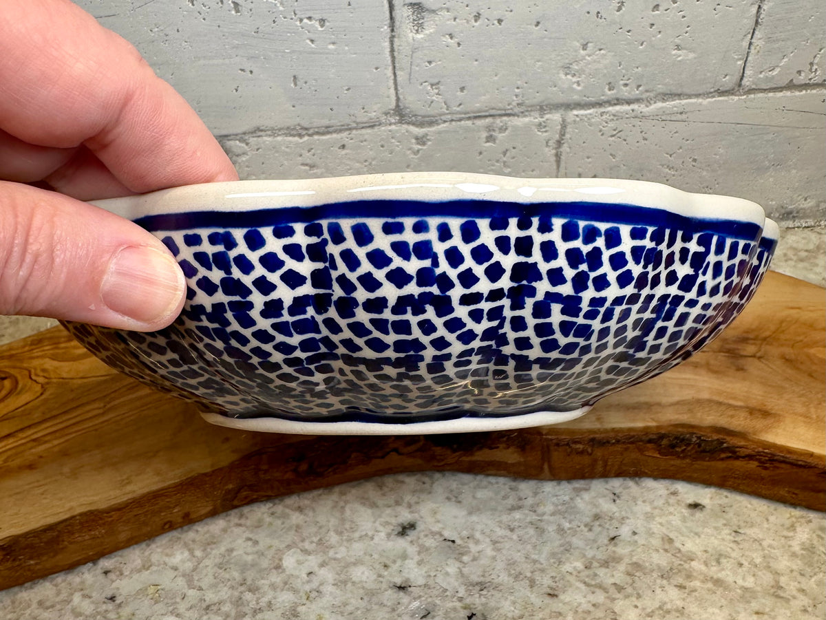 Manufaktura, Addie Jo, Scalloped Bowl 8"