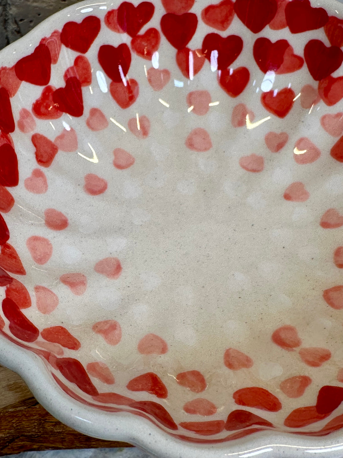 Manufaktura, Happy Hearts, Small Scalloped Bowl