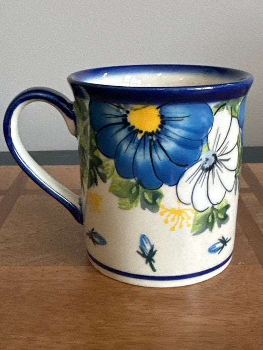 Kalich Polish Pottery, Unikat, White, Blue & Yellow Flower Straight 8 oz Mug