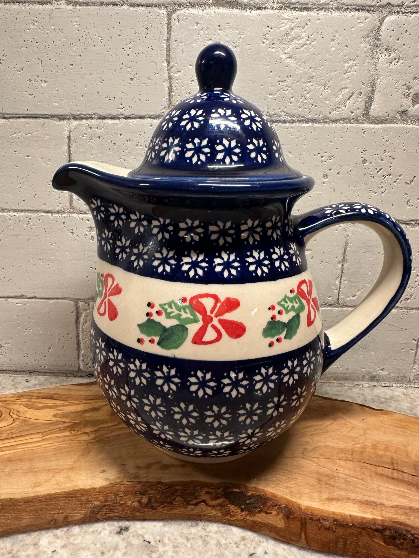 Zaklady Polish Pottery, Red Ribbon & Holly,  Tea/Coffee Pot