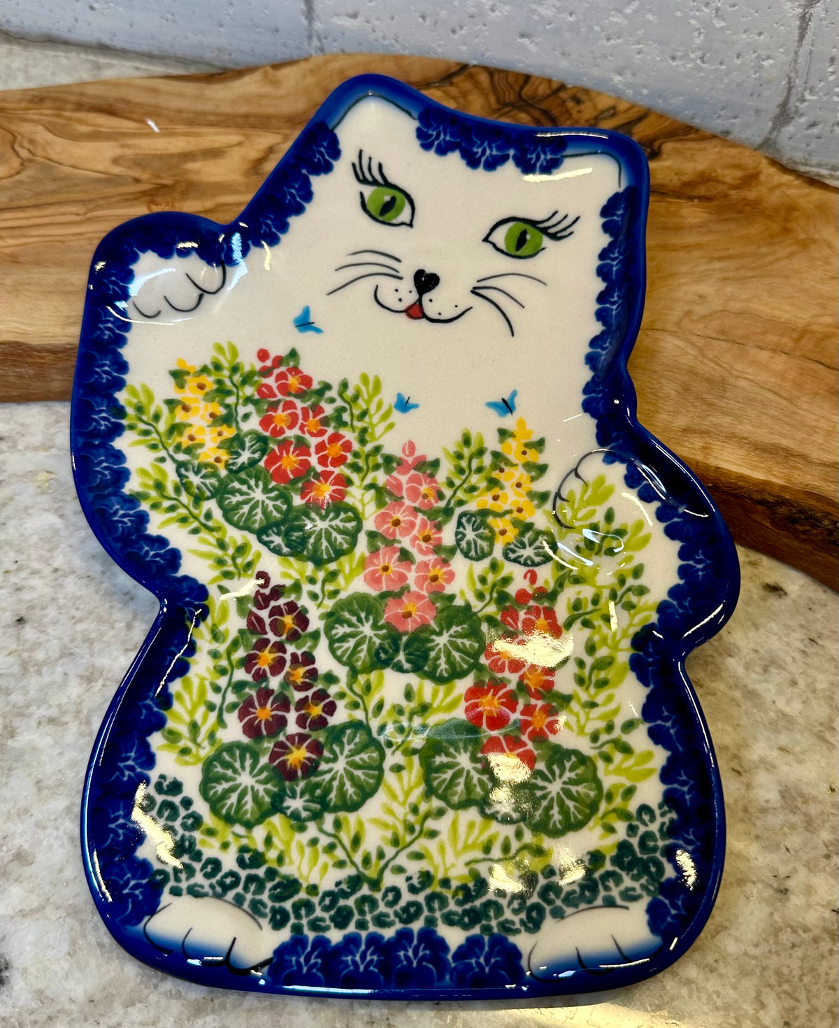 Kalich, Green Eyed Kitty Plate