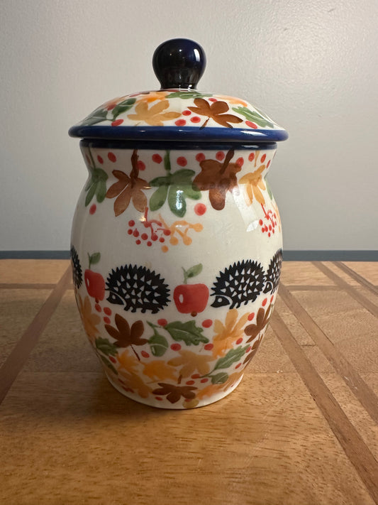 Manufaktura Polish Pottery, Hedgie .5 L Lidded Canister