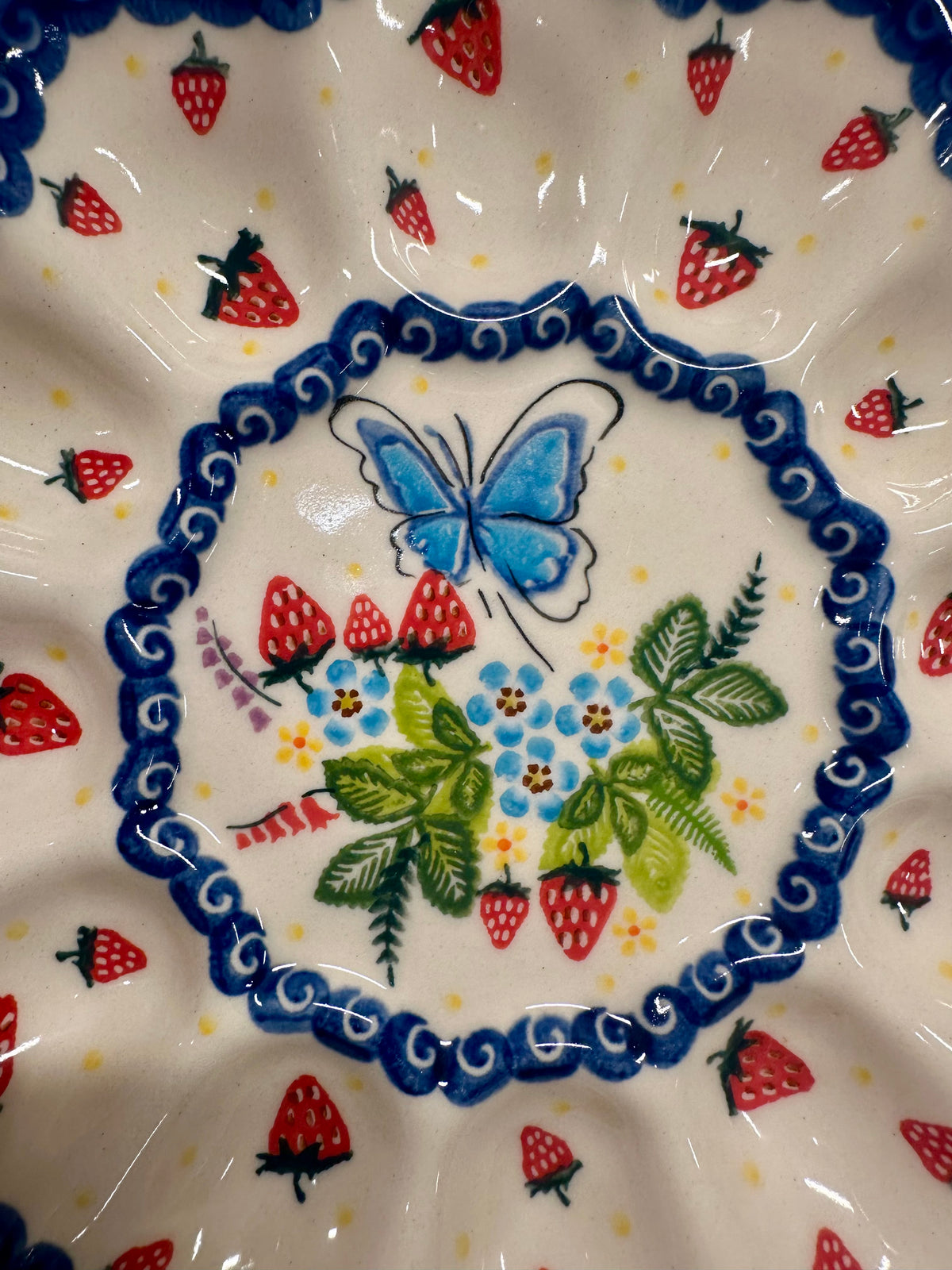 Kalich, Strawberry and Butterfly Egg Plate