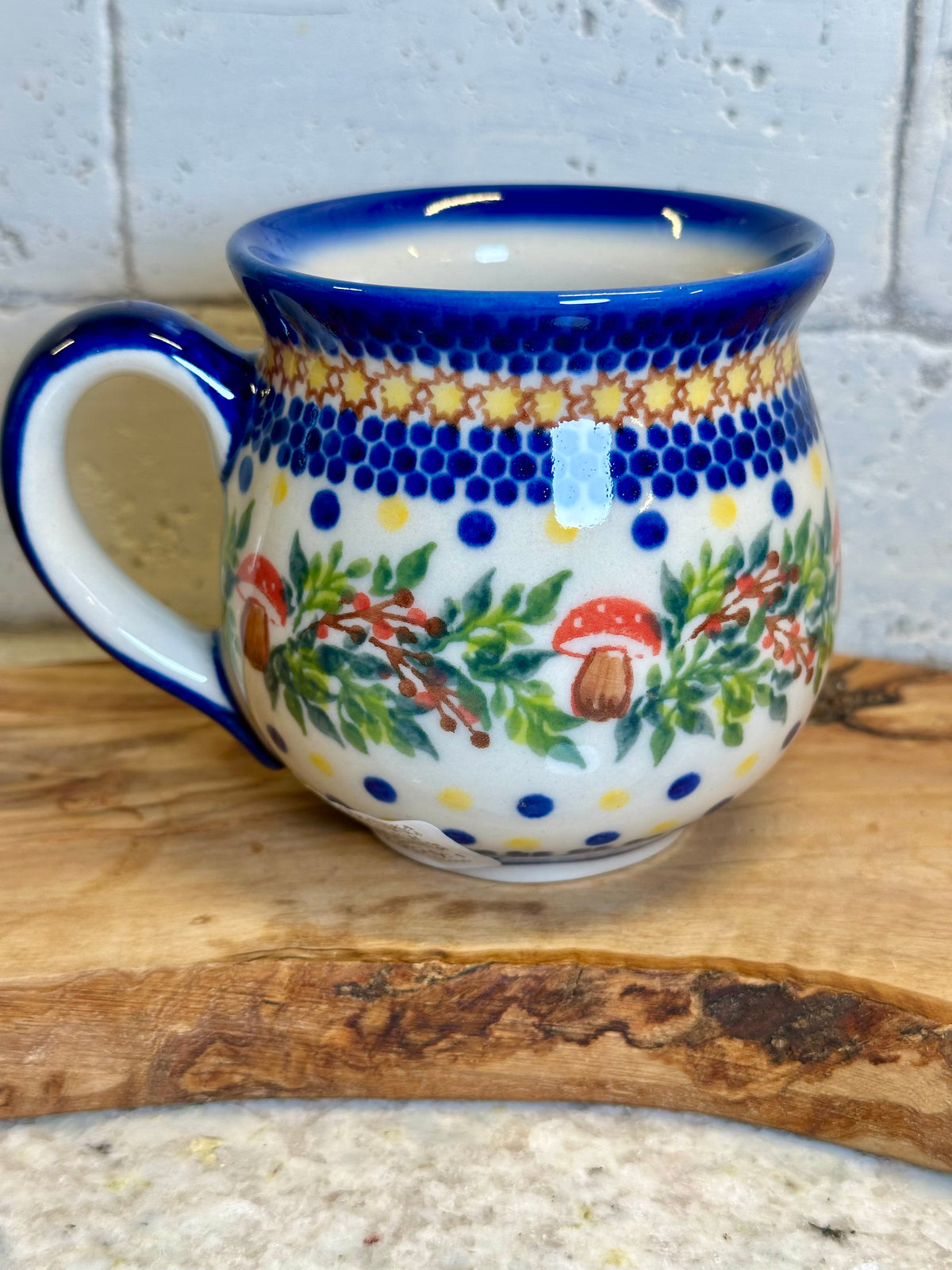 Kalich, Mushroom and Berries, Medium Bubble Mug