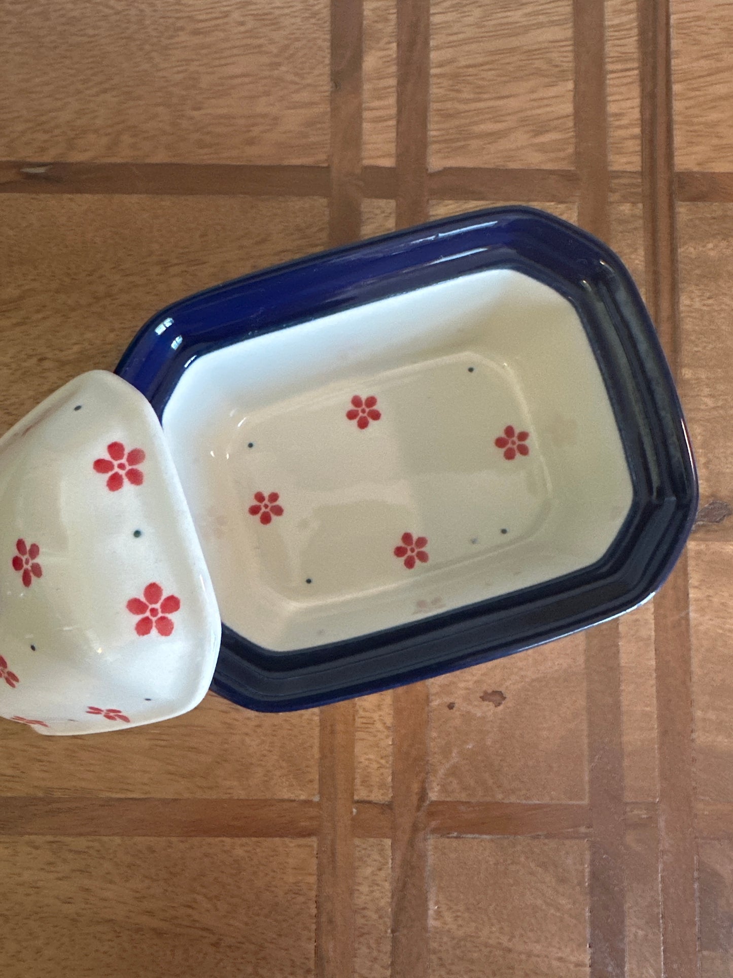 Ceramika Artystyczna Polish Pottery Carnation Lidded Box