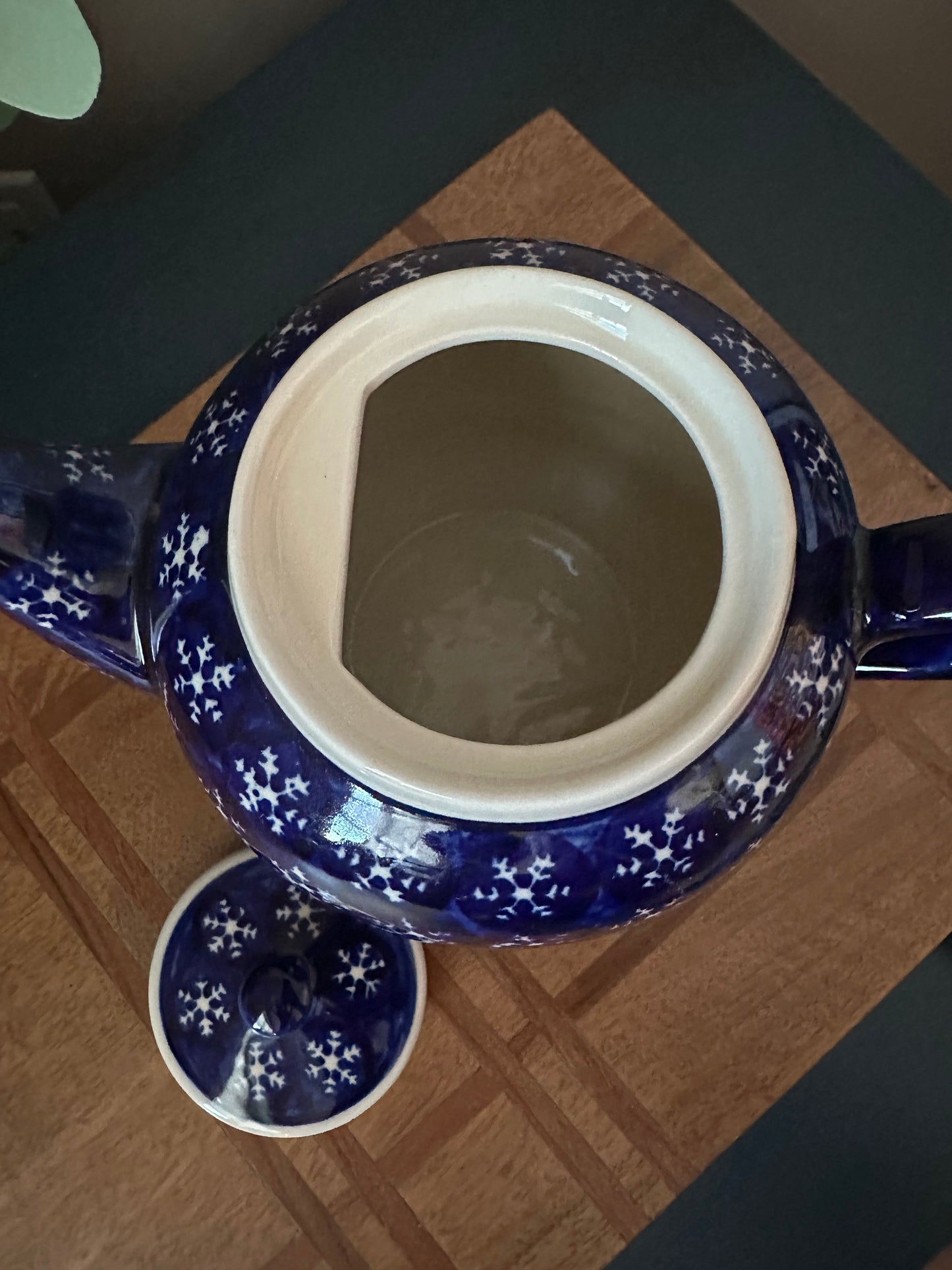 Zaklady Polish Pottery, Snowflake Teapot