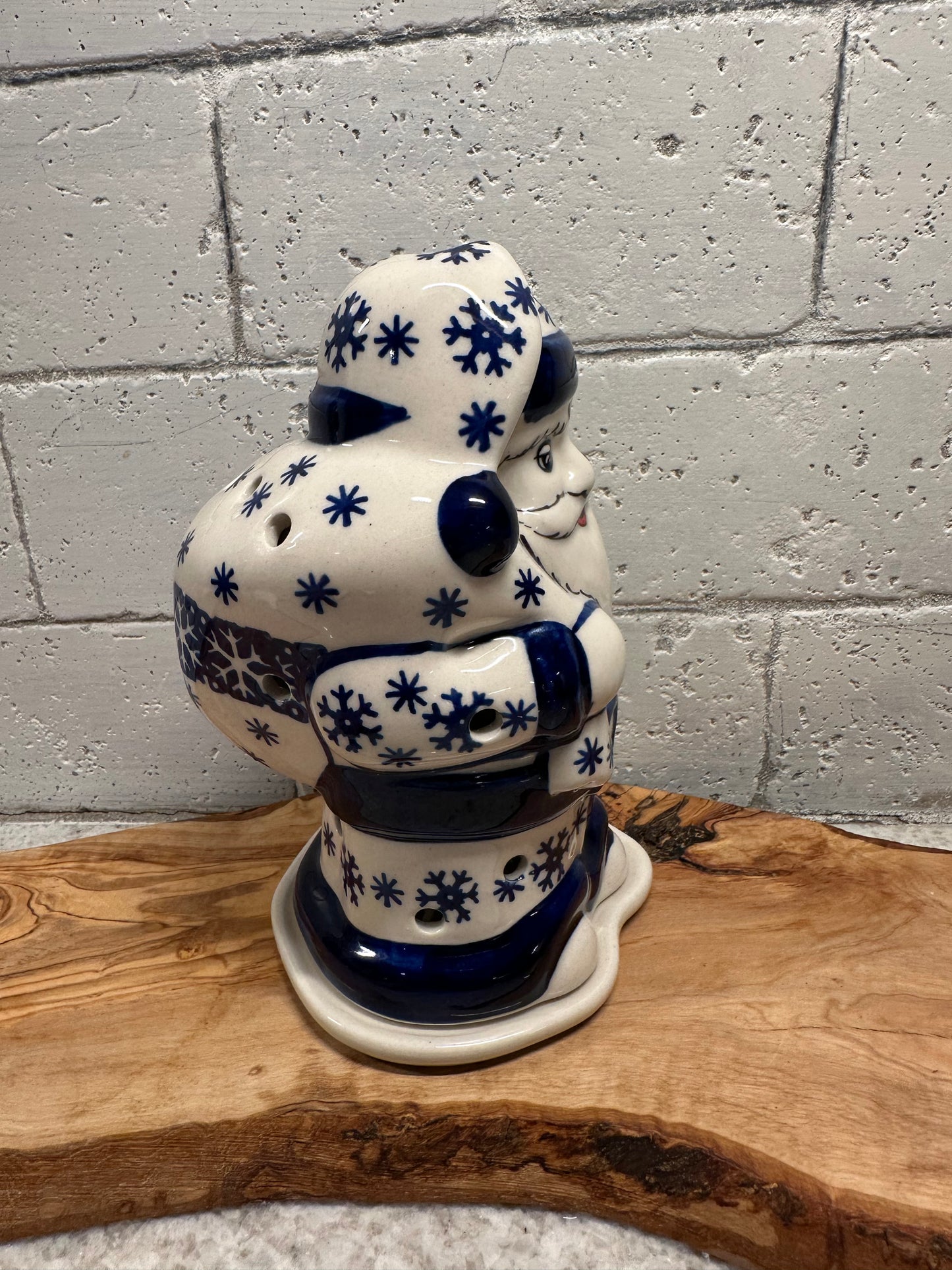 Manufaktura Polish Pottery, Snowflakes Luminary Santa