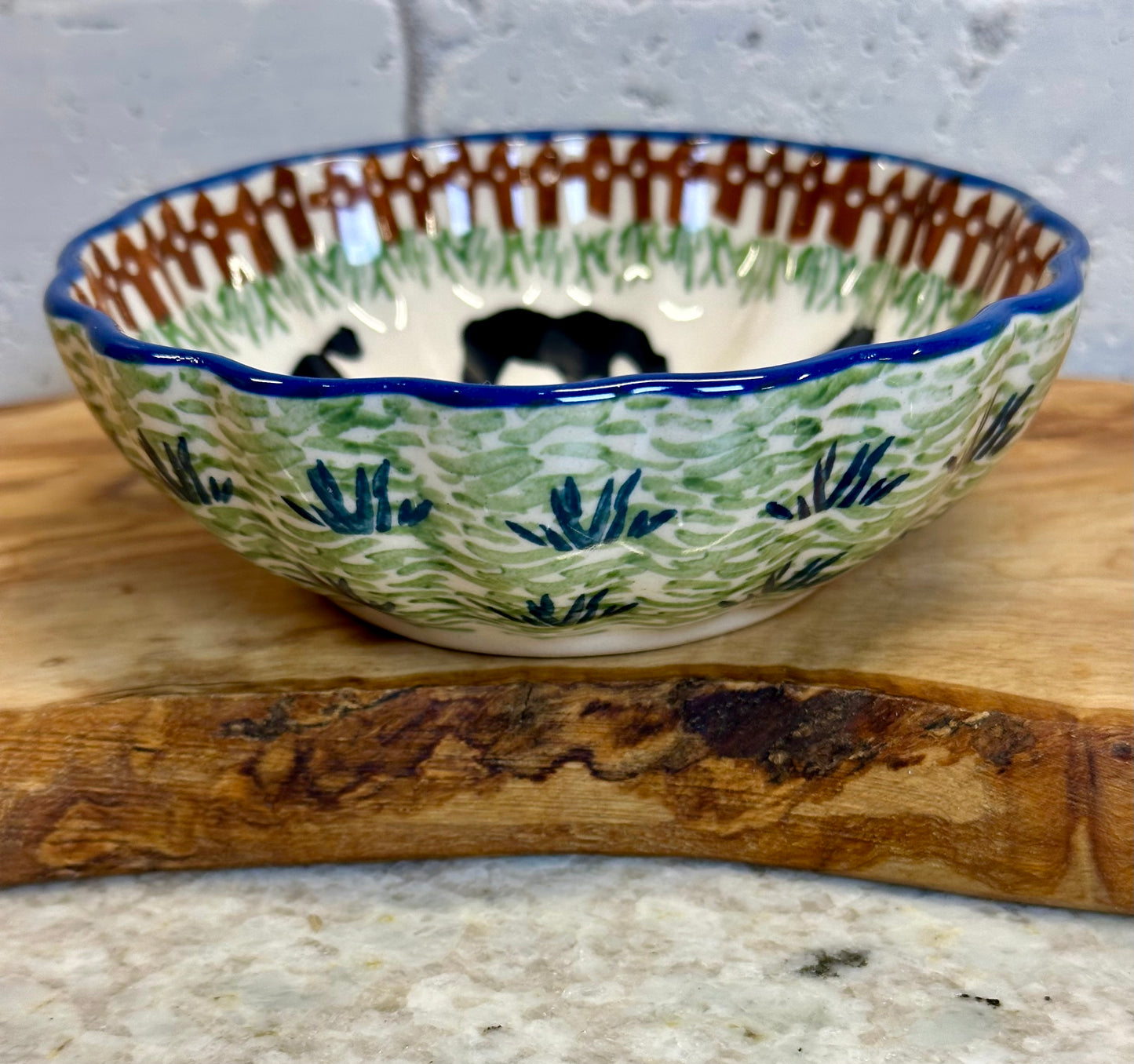 Manufaktura, Horsin' Around, Scalloped Bowl