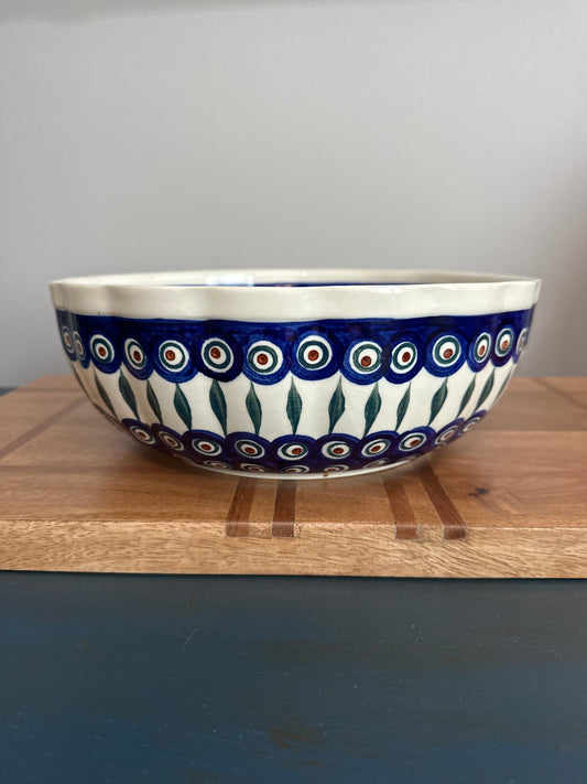 Zaklady Polish Pottery, Preowned.11" Scalloped Serving Bowl, Traditional Peacock Leaves