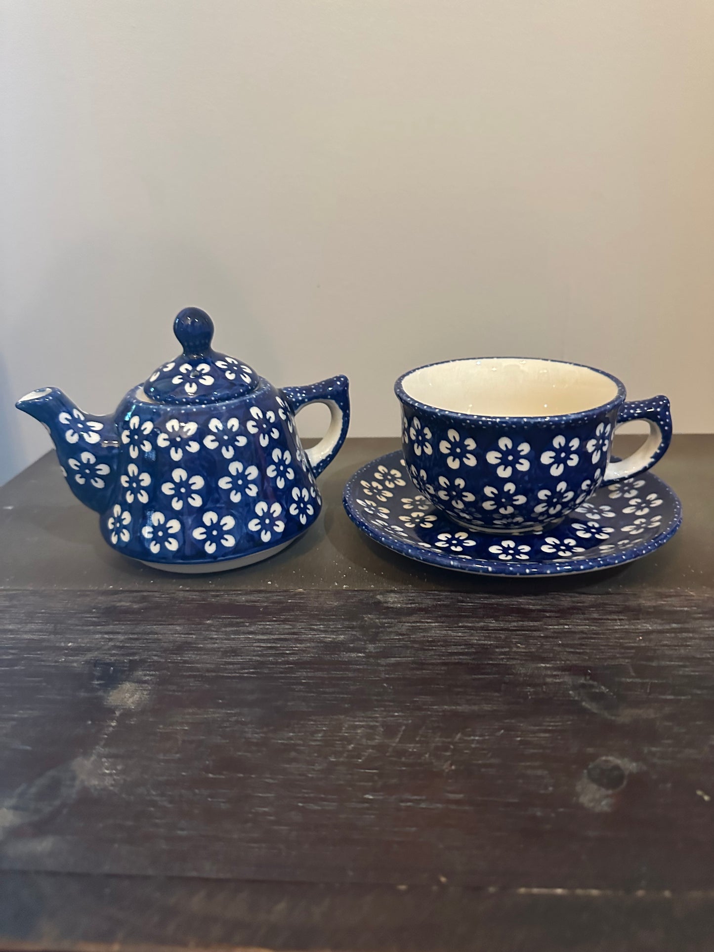 Manufaktura Blue Blossom, Teapot with Cup