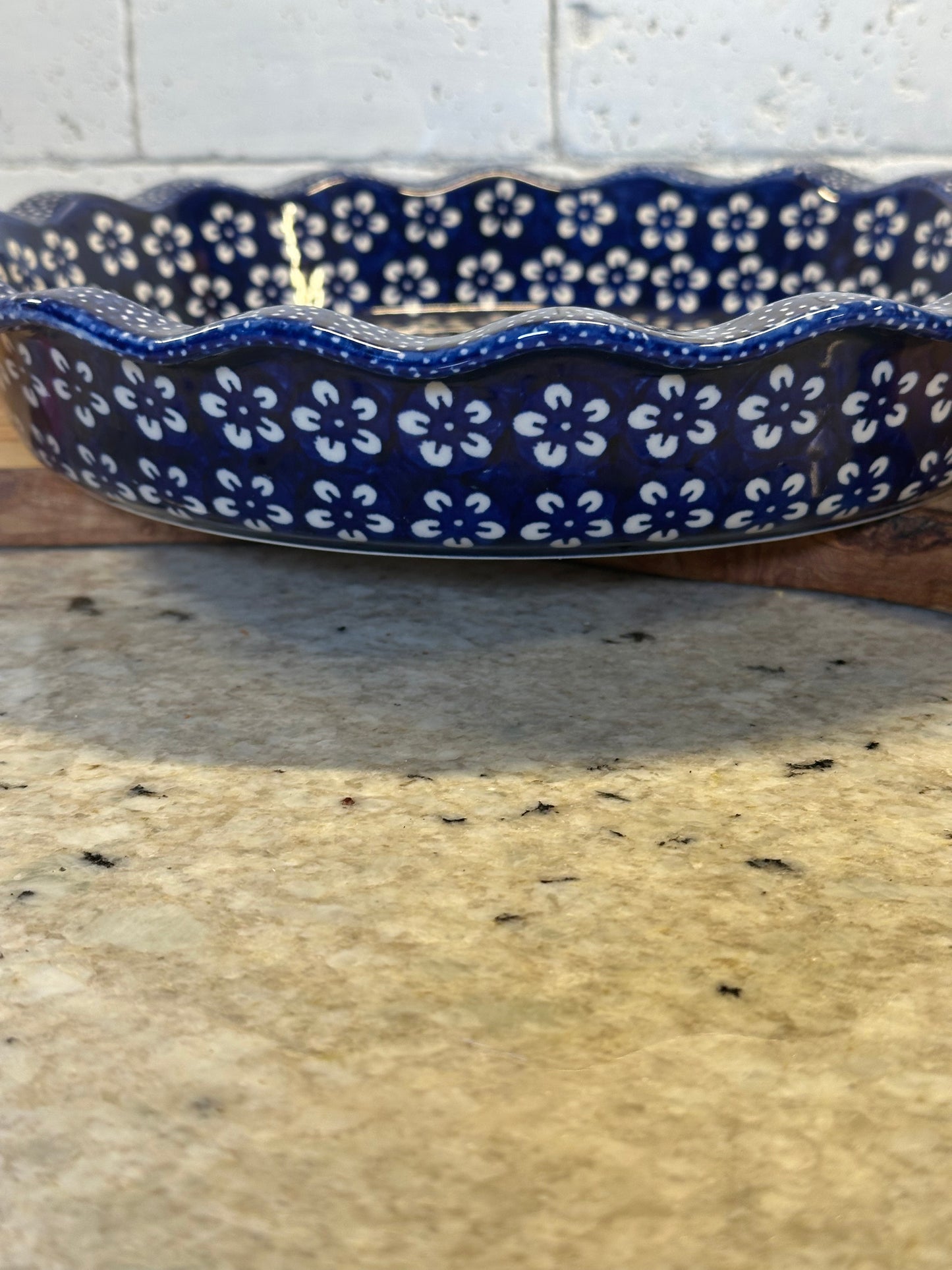 Manufaktura, Blue Blossom, Large Ruffled Baker
