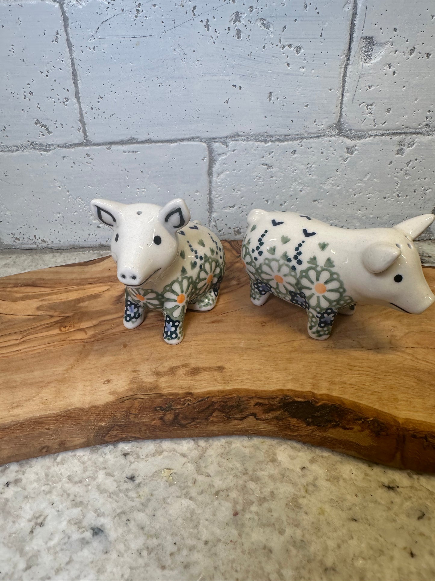Manufaktura, Daisy Jane, Piggy Salt and Pepper Set
