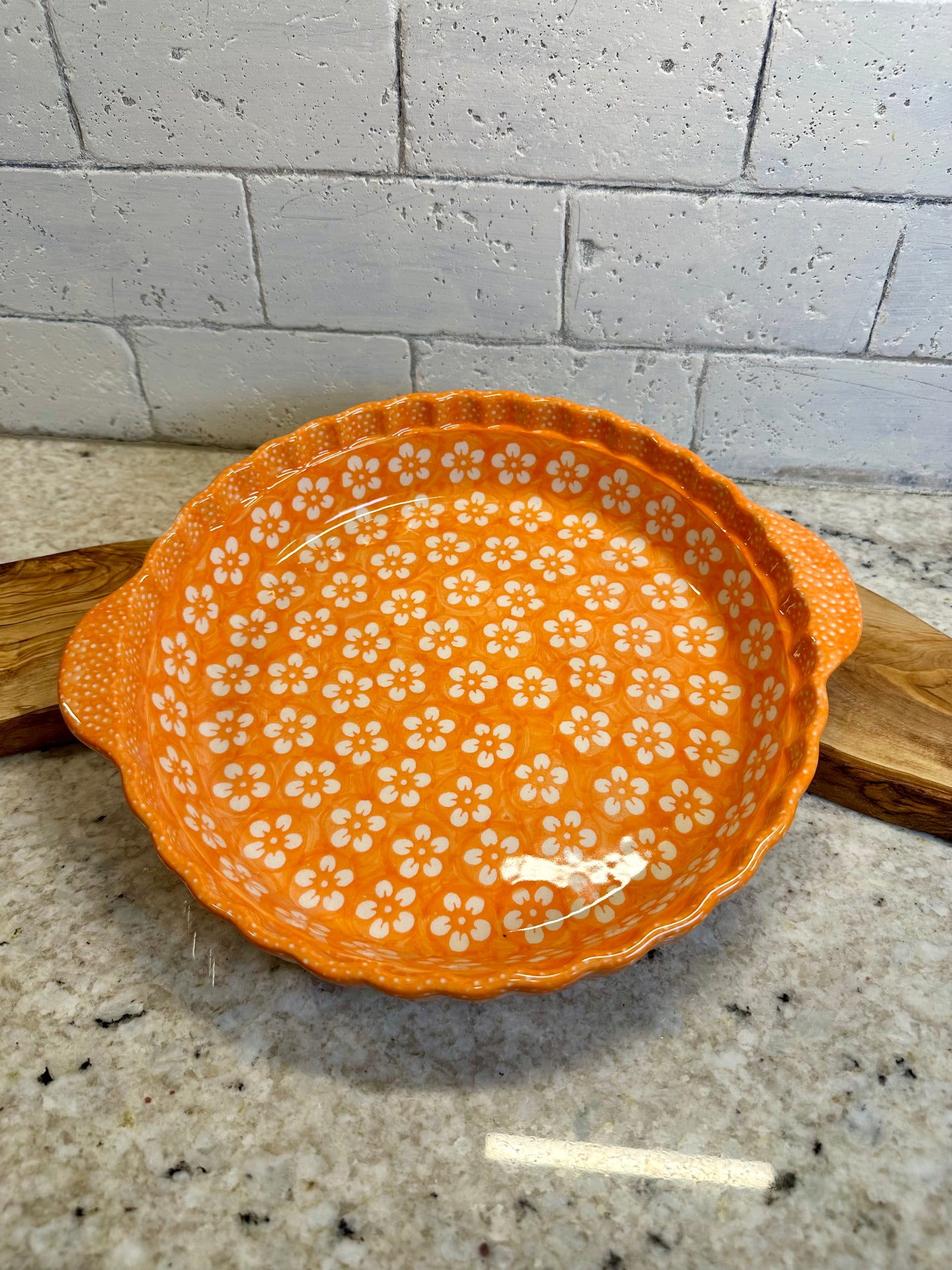 Manufaktura, Orange Blossom, Pie Plate with Handles
