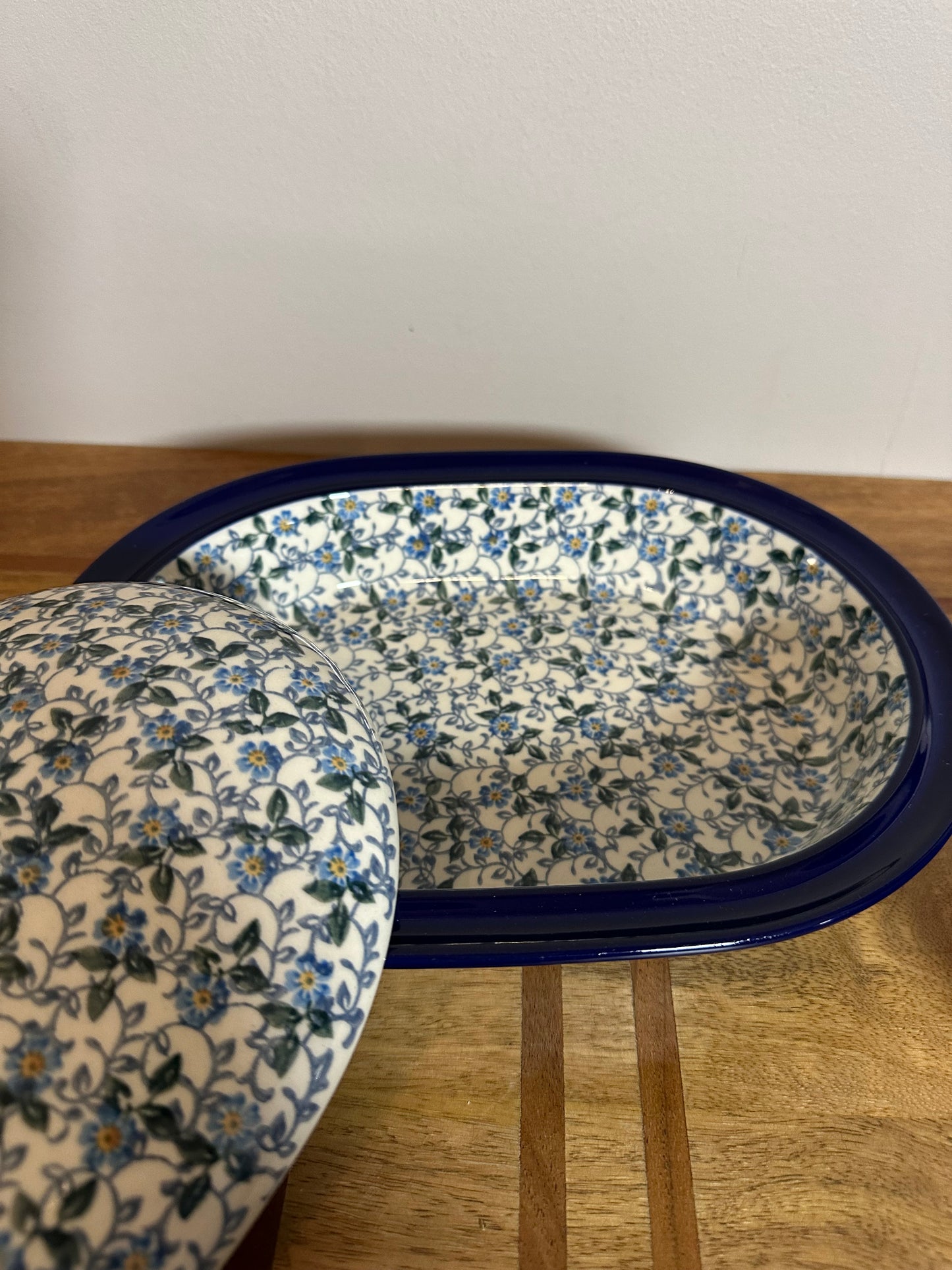 Ceramika Artystyczna,  Summer Wind, Medium Covered Baker