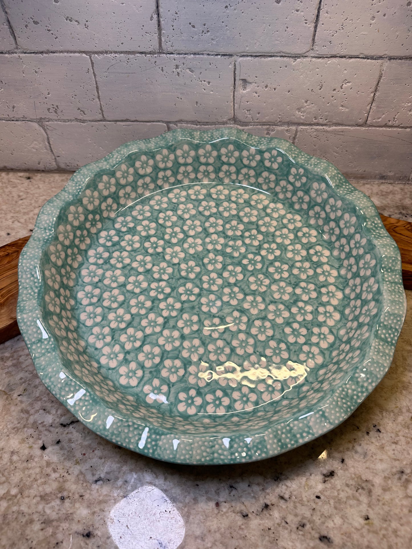 Manufaktura, Mint Blossom, Large Ruffled Baker