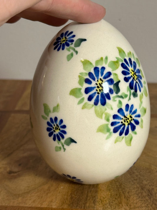 Zaklady Morning with Daisy, 5" Egg Figurine