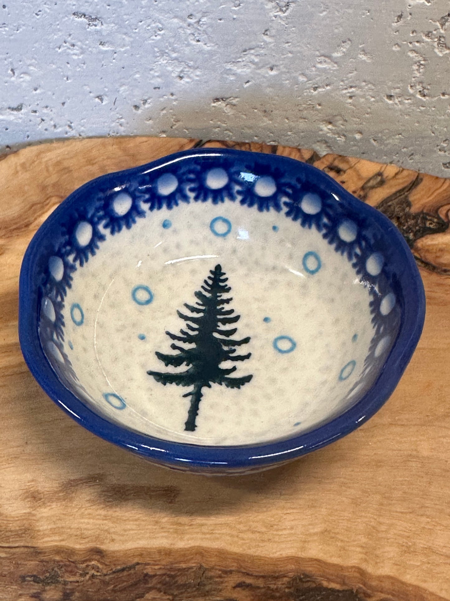 Vena, Nesting Small Fluted Bowl