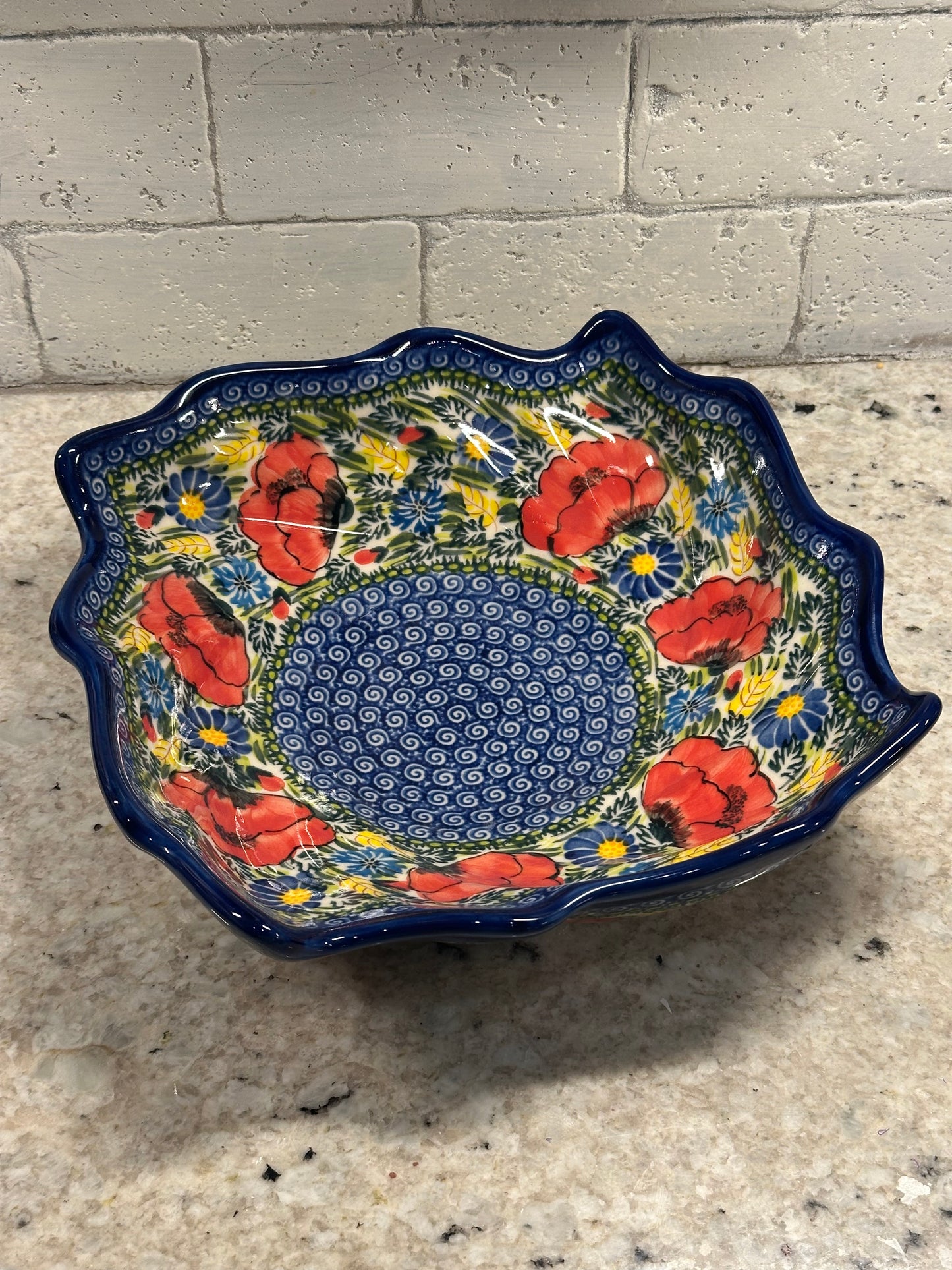 Kalich, Art Level A2, Red Poppies, Large Swirl Bowl