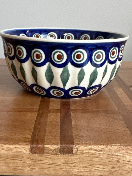 Manufaktura Polish Pottery, Traditional Peacock Leaves, Preowned, 5.5" Ribbed Bowl