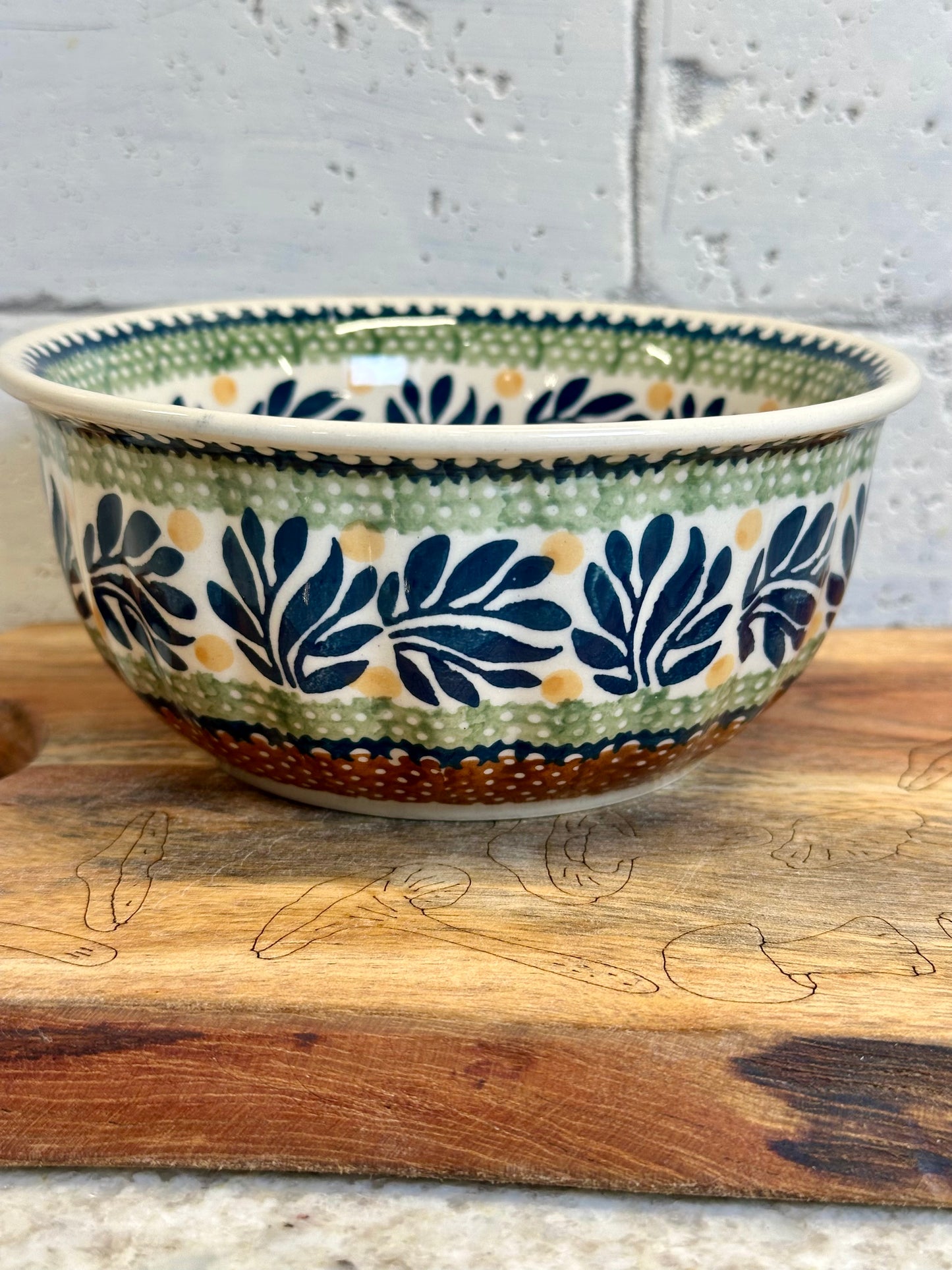 Manufaktura, Jungle Flora, Scalloped Bowl.  5.5"