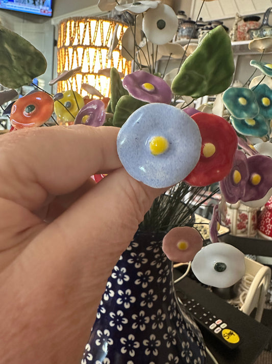 Manufaktura Polish Pottery Light Blue w/Yellow Middle Posy Flower