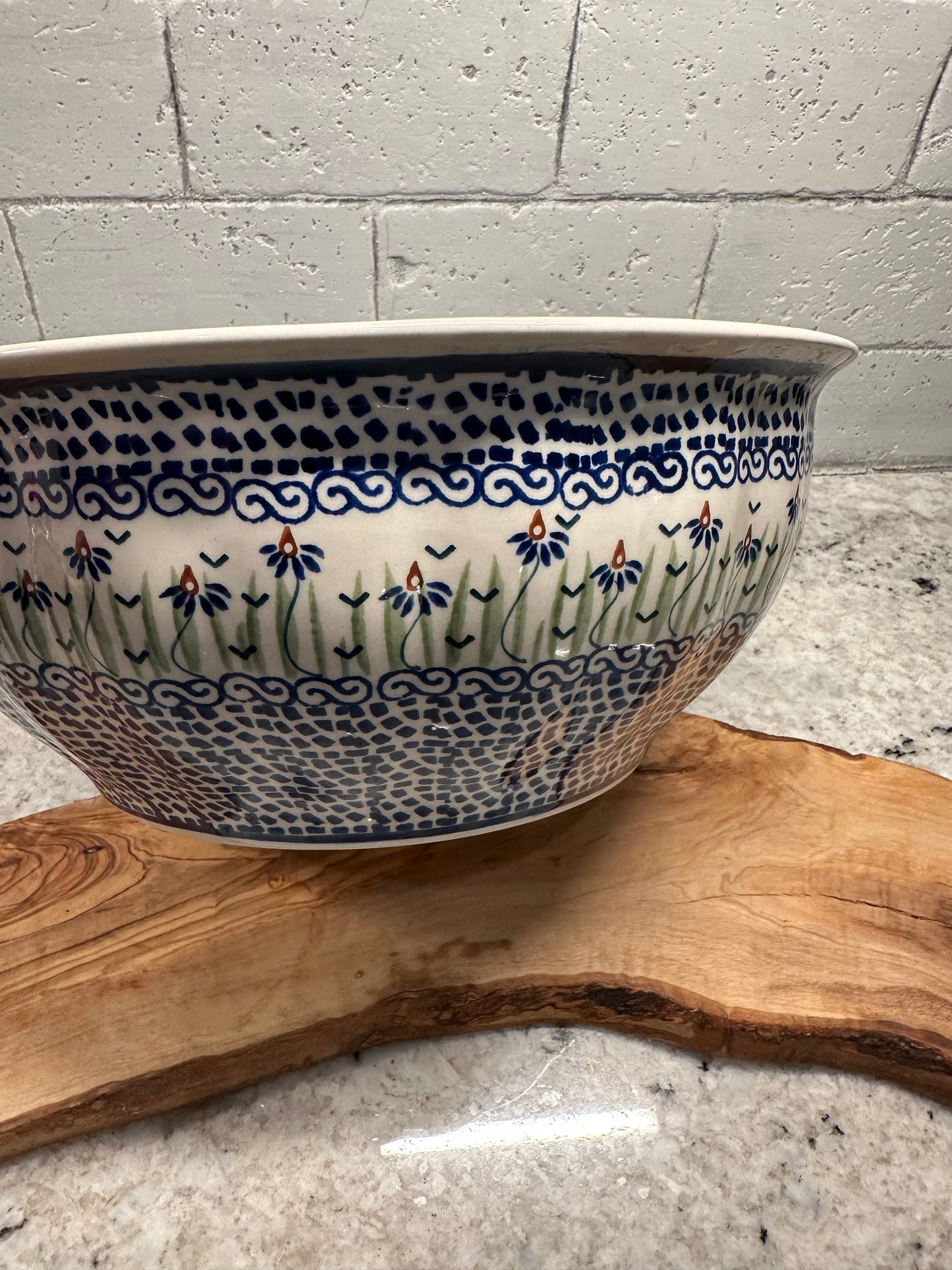 Manufaktura Polish Pottery,  Addie Jo, Large Scalloped Bowl