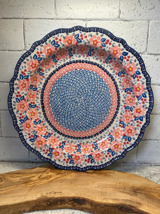 Manufaktura, Calico, Large Scalloped Platter