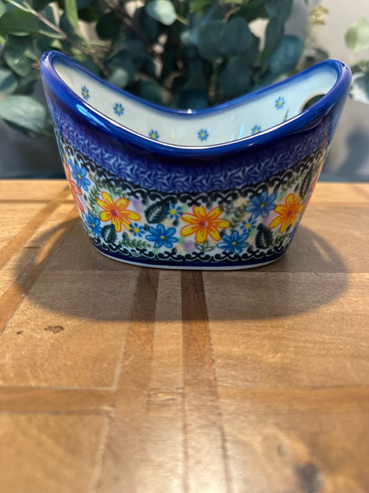 Kalich Polish Pottery, Unikat Art Level 2, Flirty Flowers, Small Basket