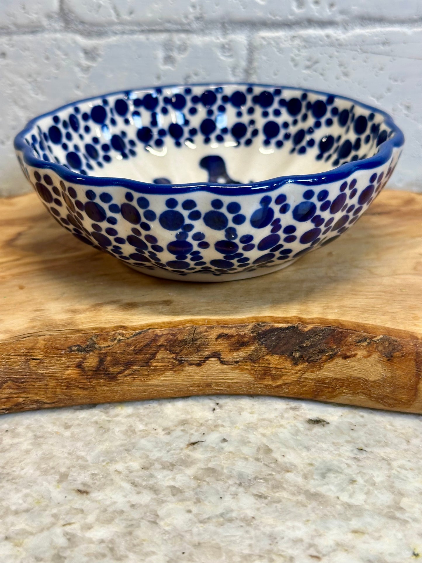 Manufaktura, Puppy Tales, Scalloped Bowl 4.7"