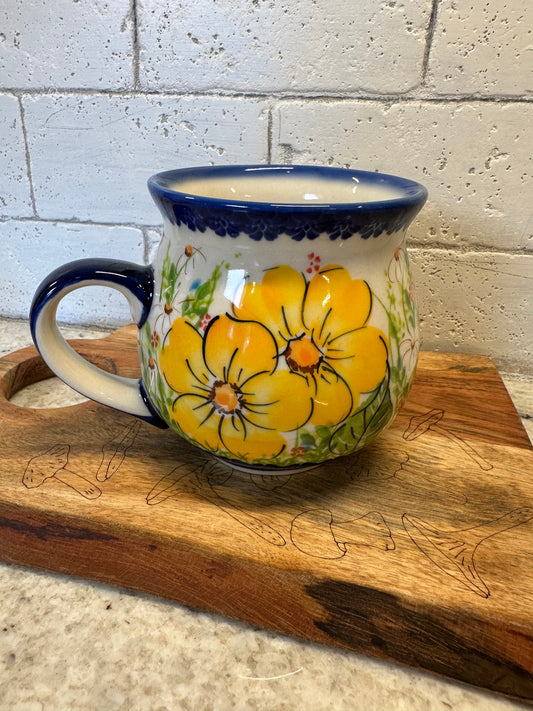 Kalich, Art Level A2, Yellow Floral with White Flowers, Large Bubble Mug