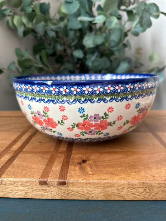 Kalich Polish Pottery.  Unikat Art Level, Tea In The Garden, 9.25" Serving/Mixing Bowl