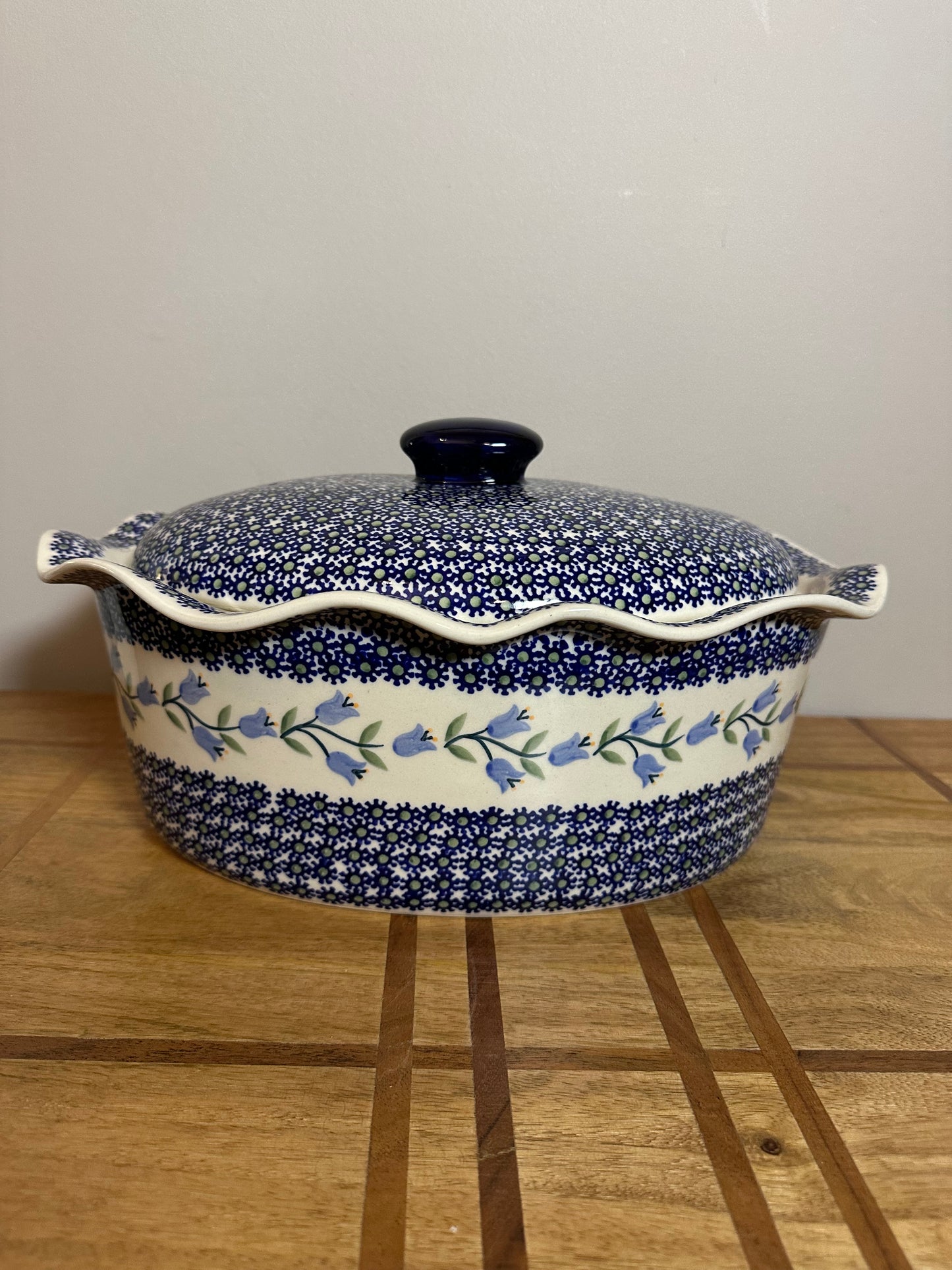 Manufaktura, Bell Flower Large Oval Baker with Lid
