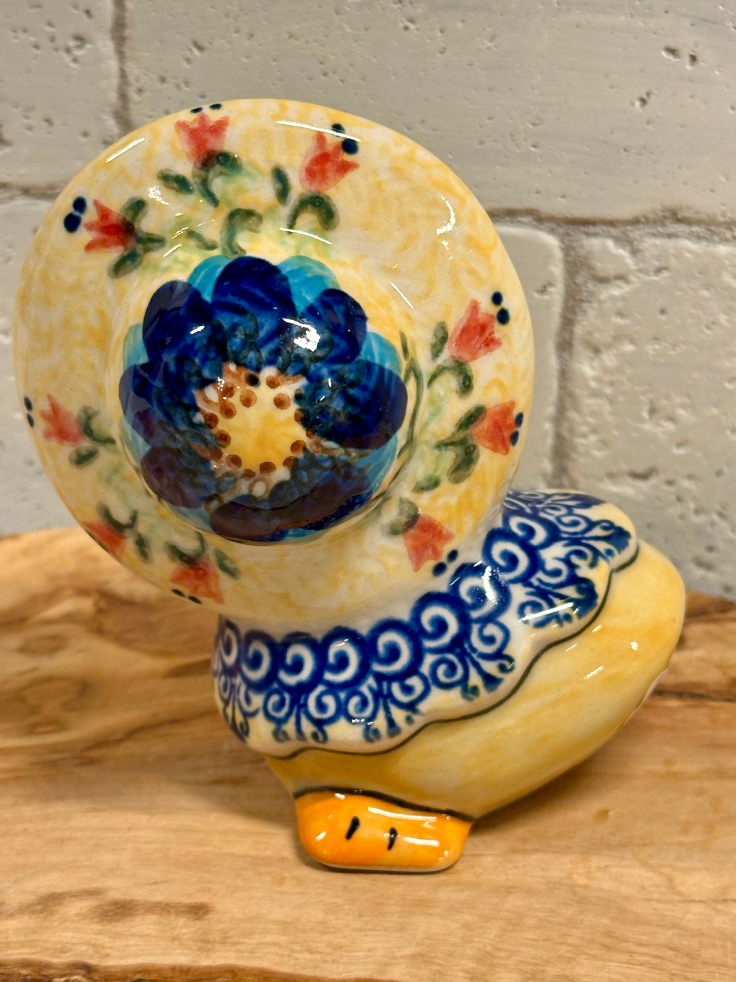 Vena, Autumn Burst, Lady Duck with Bonnet Figurine