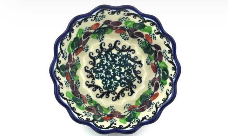 Ceramika Artystyczna, Berry Garland, Fluted Bowl