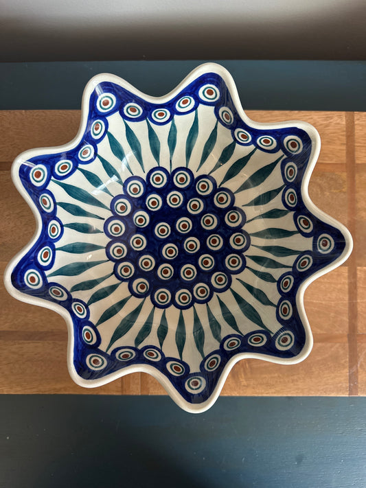 Manufaktura Polish Pottery, Traditional Peacock Leaves, Preowned, Wavy Pedestal Bowl