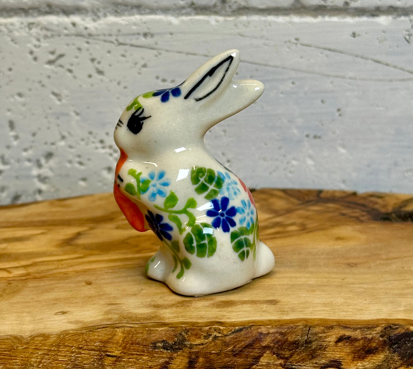 Kalich, Blues and Red, Mini Bunny with Carrot, 2.5"