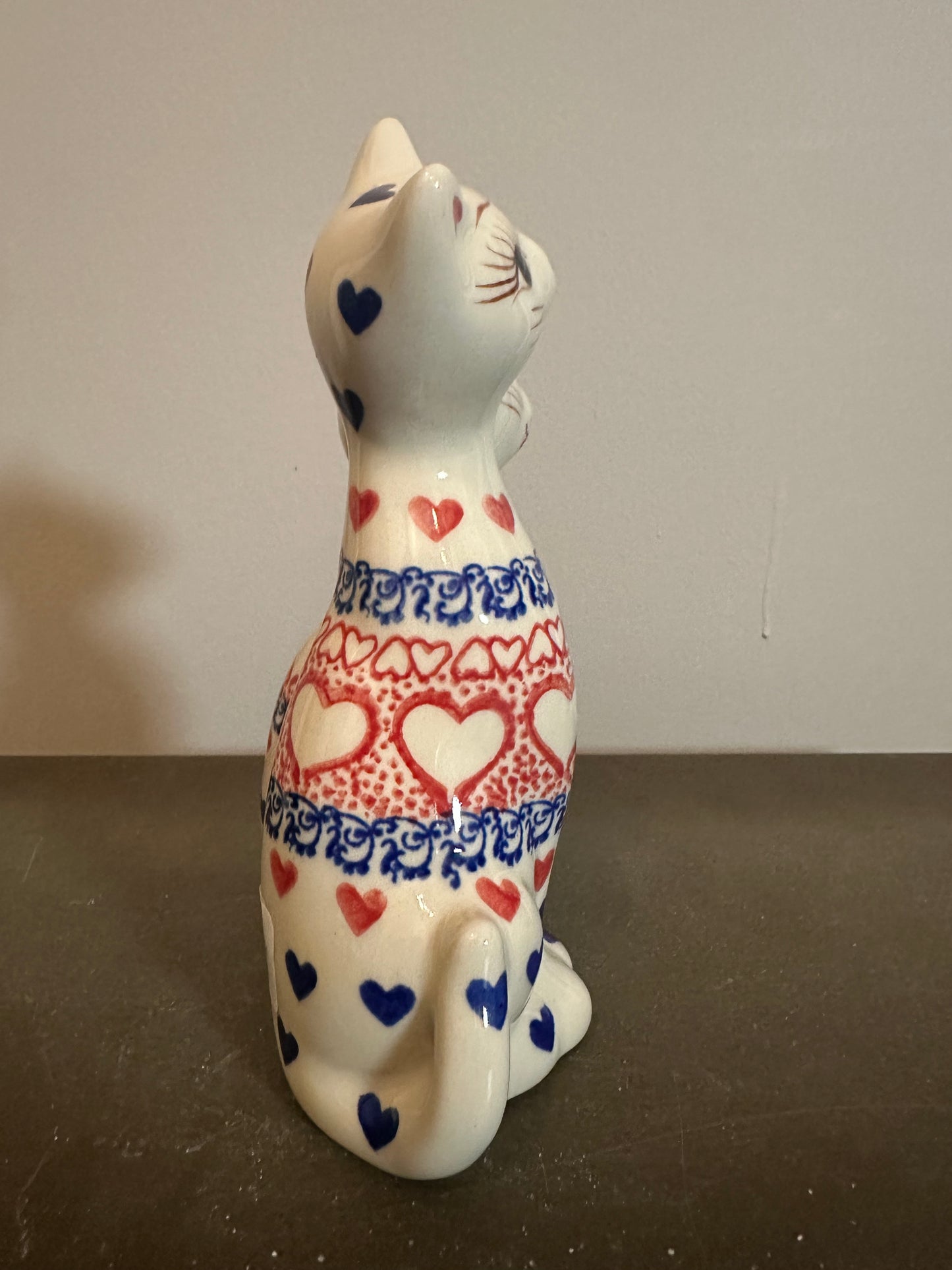 Vena Lovely In Lace, Cat Figurine