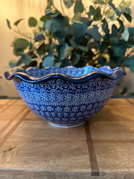 Ceramika Artystyczna Polish Pottery, Winter Frost, Scalloped 9" Bowl