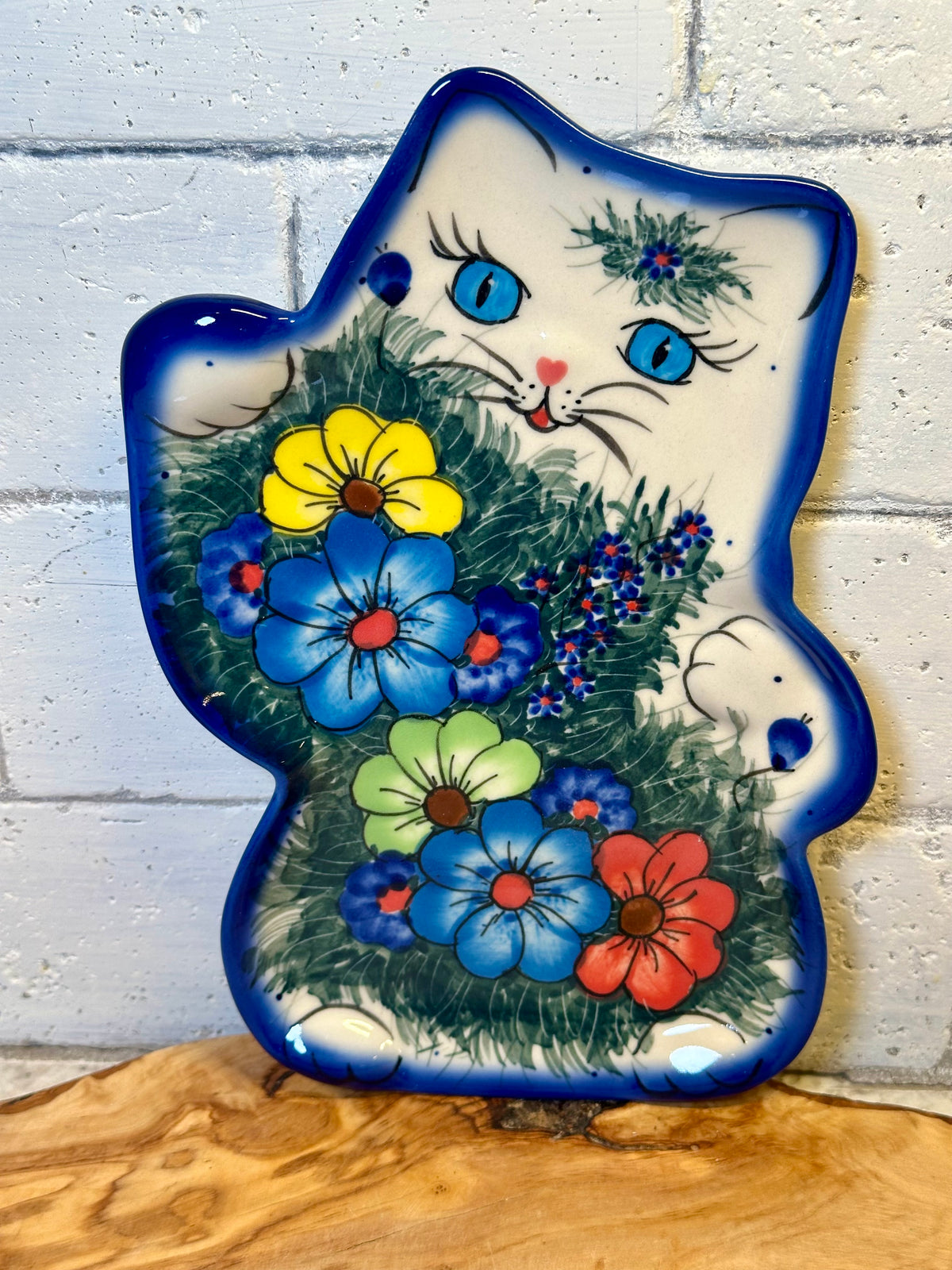 Kalich, A2, Multicolor Flower, Blue Eyed Kitty Cat Plate