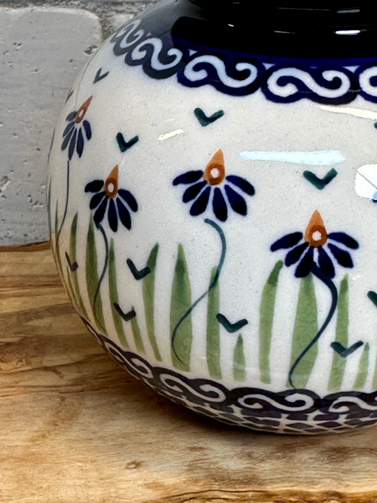 Manufaktura, Addie Jo, Round Vase