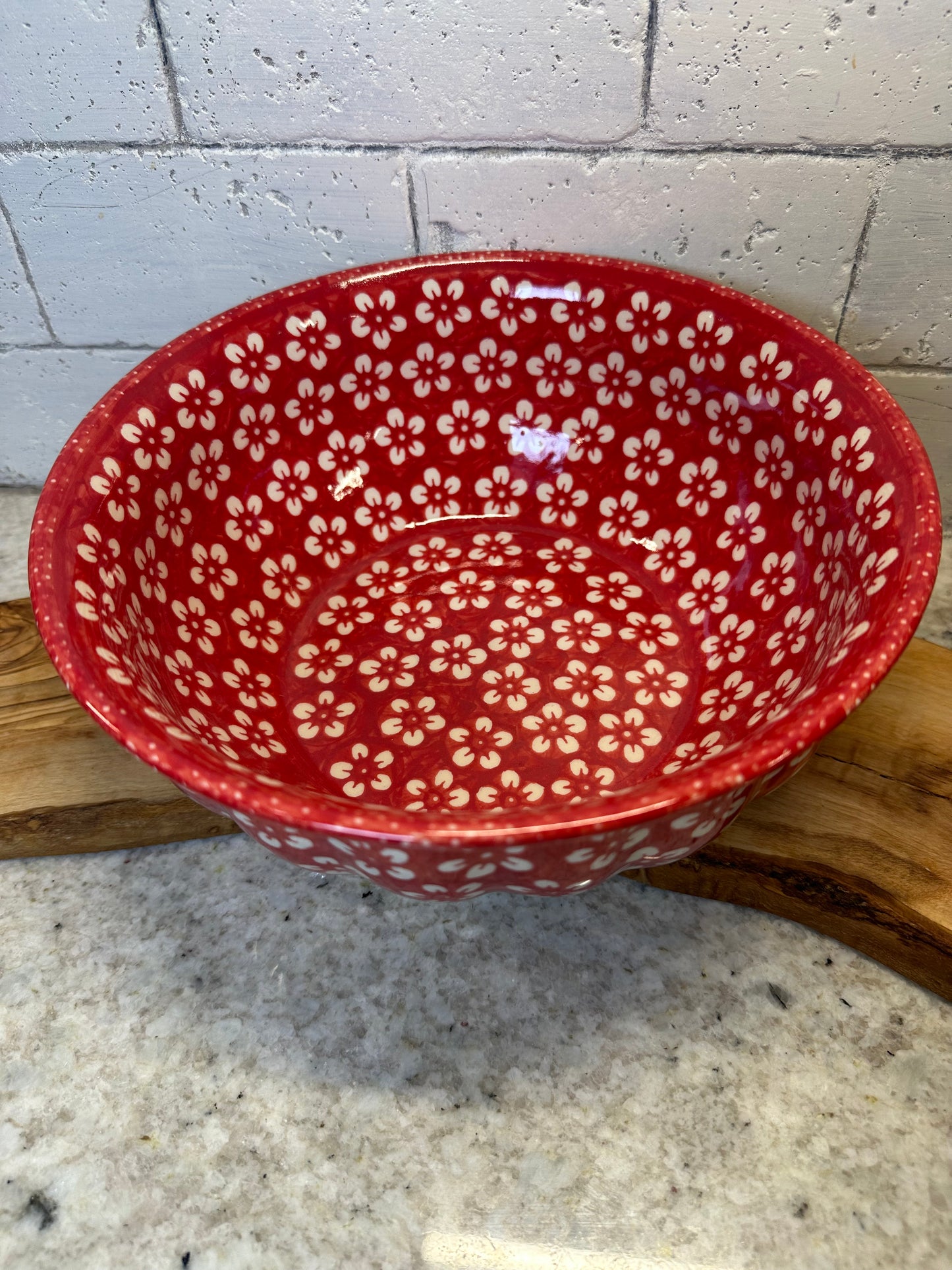 Manufaktura, Red Blossom, Scalloped Serving Bowl